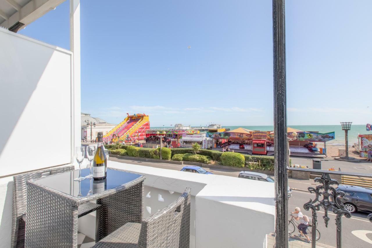 Marina Vista - Luxury Seafront Apartments Worthing Bilik gambar