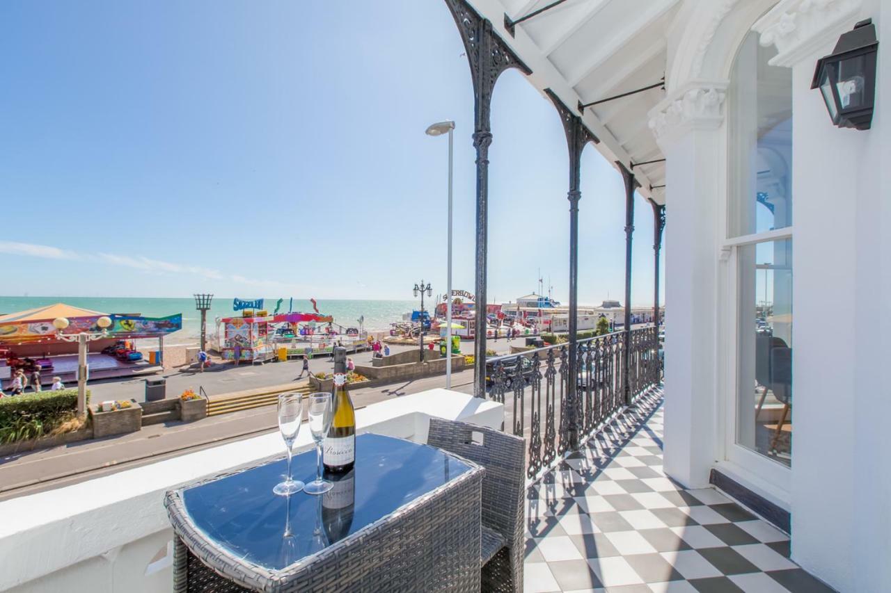 Marina Vista - Luxury Seafront Apartments Worthing Luaran gambar